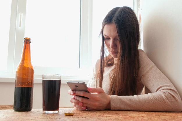 a young person showing the signs of alcoholism